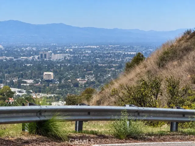 12937 Mulholland Drive, Sherman Oaks, CA 91423 - #3