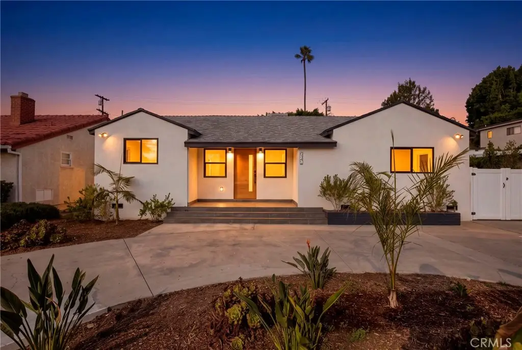 6341 Ranchito, Van Nuys, CA 91401 - #1