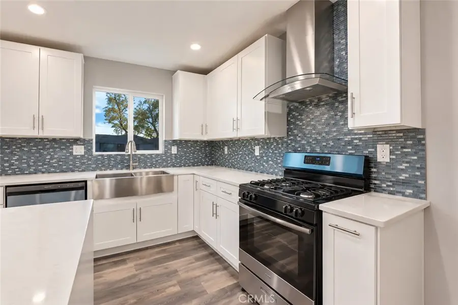 8218 Encino Avenue, Northridge, CA 91325 - #3