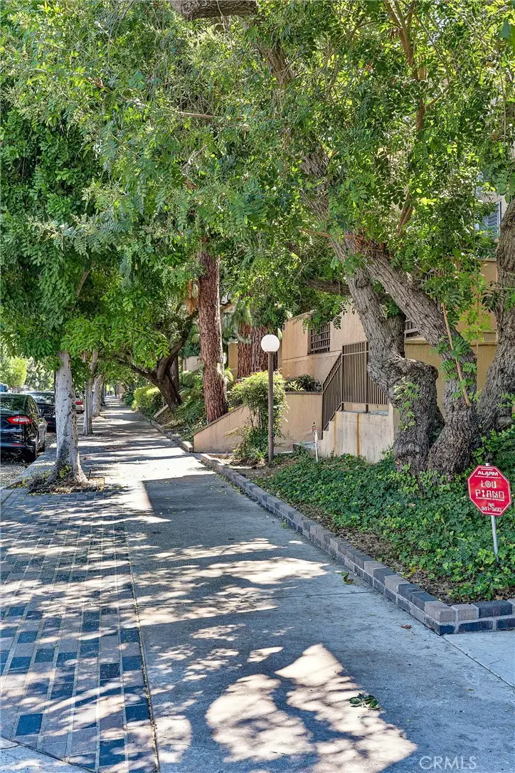 18730 Hatteras #48, Tarzana, CA 91356 - #3
