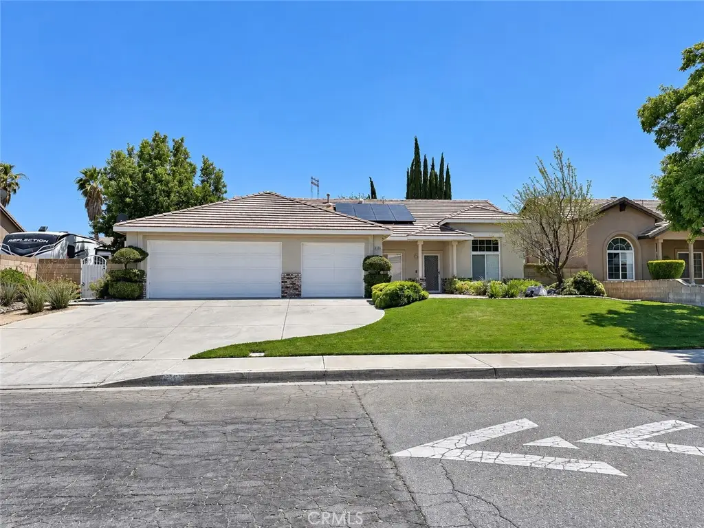 6126 W Avenue L12, Lancaster, CA 93536 - #1