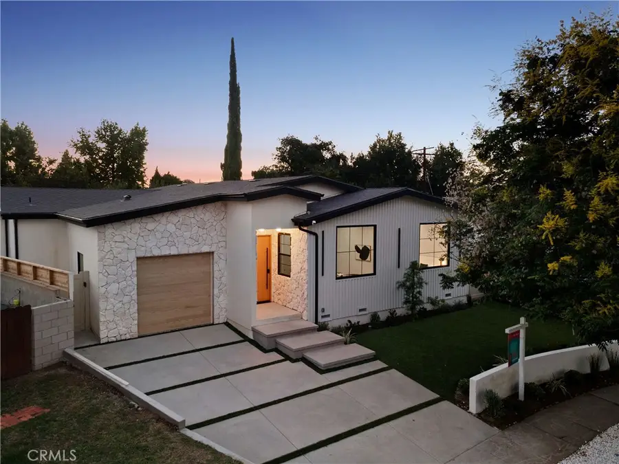 18023 Tiara, Encino, CA 91316 - #2