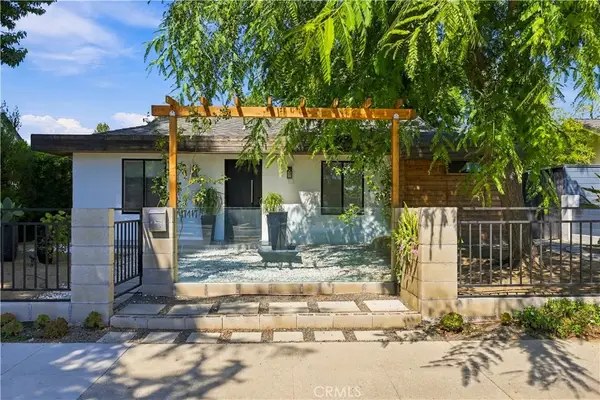 17417 Sherman Way, Lake Balboa, CA 91406