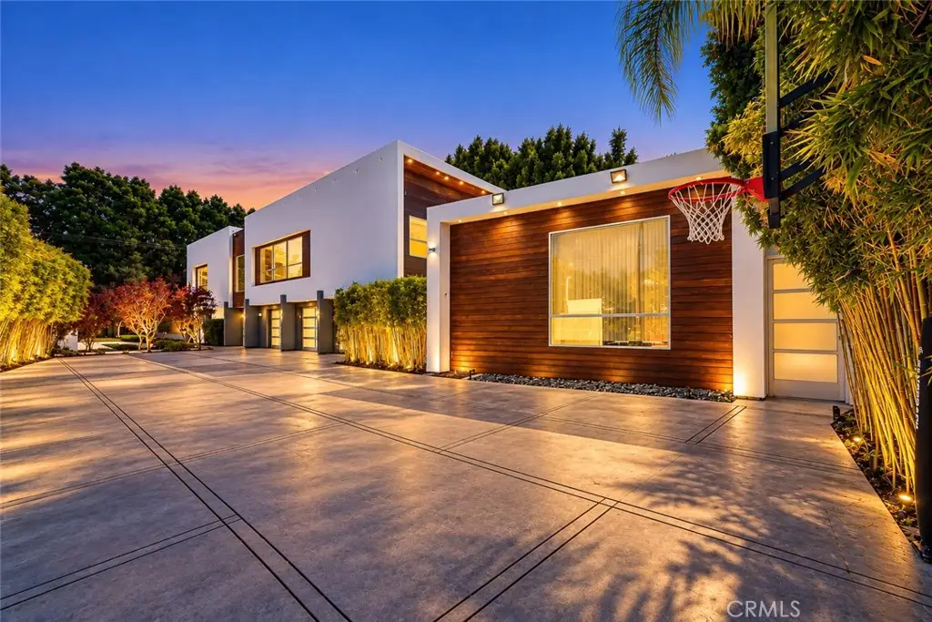 4757 White Oak Avenue, Encino, CA 91316 - #1