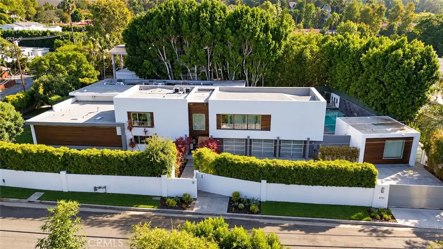 4757 White Oak Avenue, Encino, CA 91316 - #3