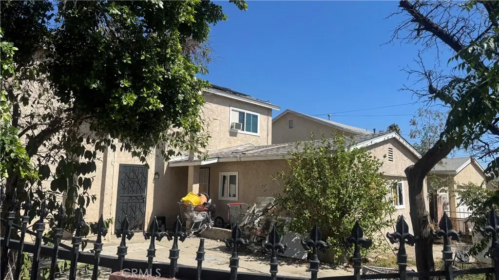 11024 Omelveny, San Fernando, CA 91340 - #1