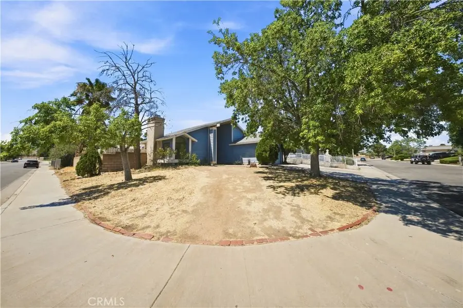 2240 Moonlight Court, Palmdale, CA 93550 - #2