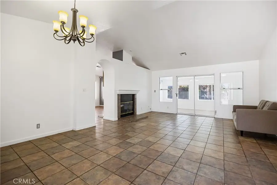 37502 Calle Mazatlan, Palmdale, CA 93552 - #3