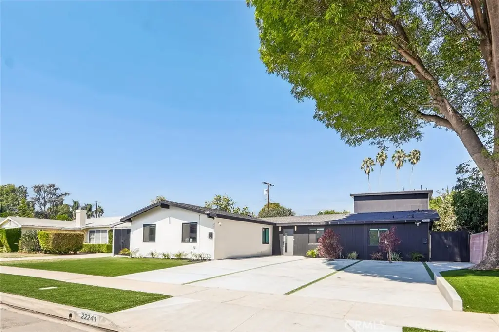 22241 Wyandotte Street, Canoga Park, CA 91303 - #1