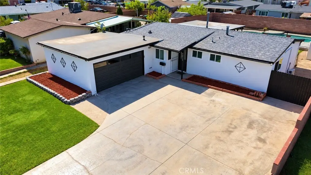 44015 3rd E, Lancaster, CA 93535 - #1