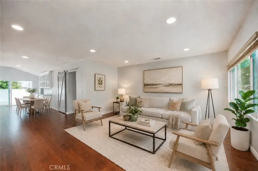 17343 Martha Street, Encino, CA 91316 - #2
