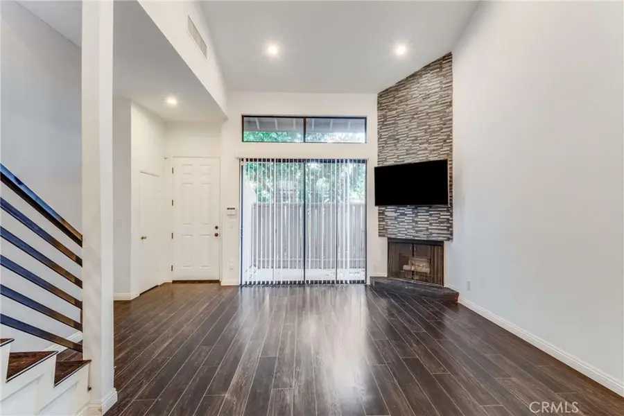 15133 Magnolia Boulevard #D, Sherman Oaks, CA 91403 - #2
