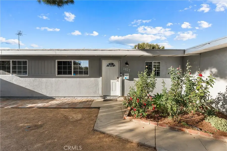 1027 W Avenue J12, Lancaster, CA 93534 - #2