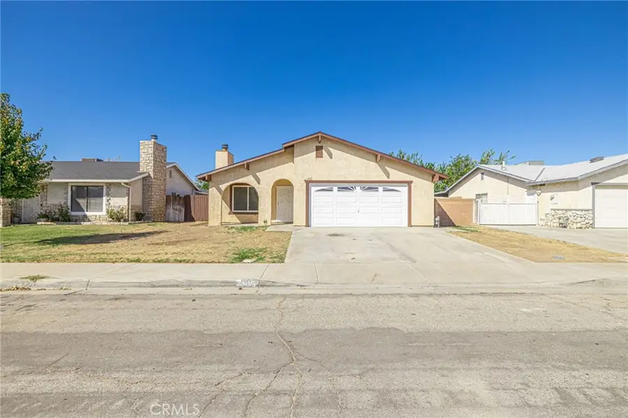 1111 Herzel, Lancaster, CA 93535 - #3