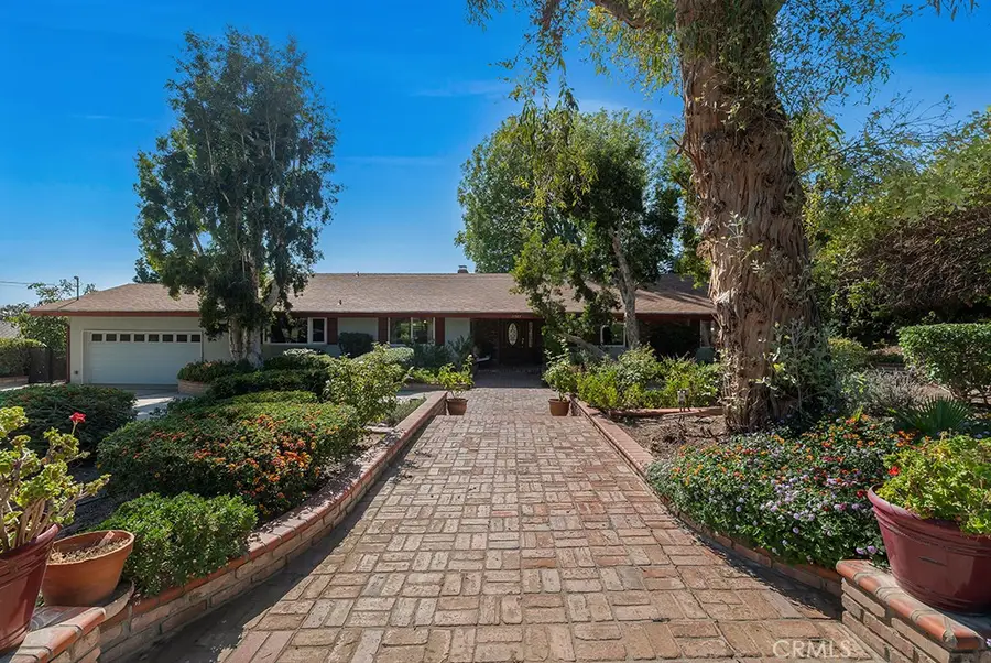 11583 Zelzah Avenue, Granada Hills, CA 91344 - #2