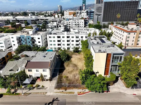 1449 N Bronson, Los Angeles, CA 90028