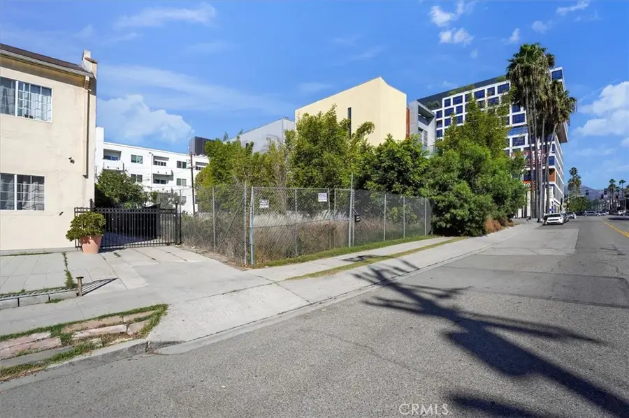 1449 N Bronson, Los Angeles, CA 90028 - #2