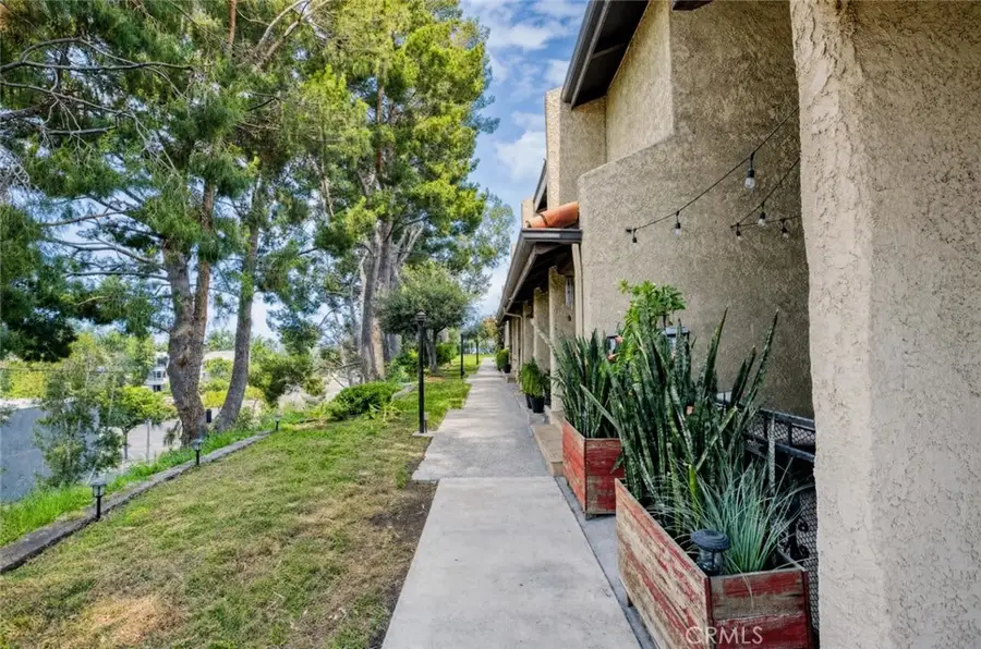 7702 Via Napoli #66, Burbank, CA 91504 - #2