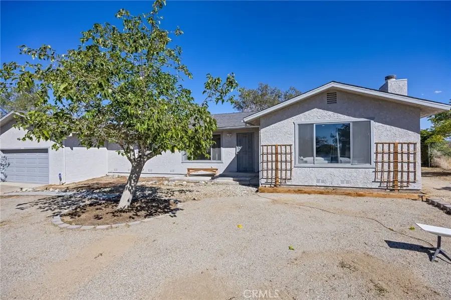 33036 E 165th Street, Llano, CA 93544 - #2