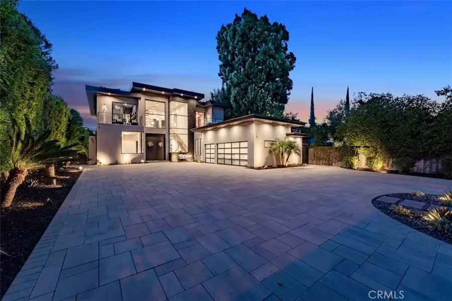 5301 Amestoy Avenue, Encino, CA 91316 - #3