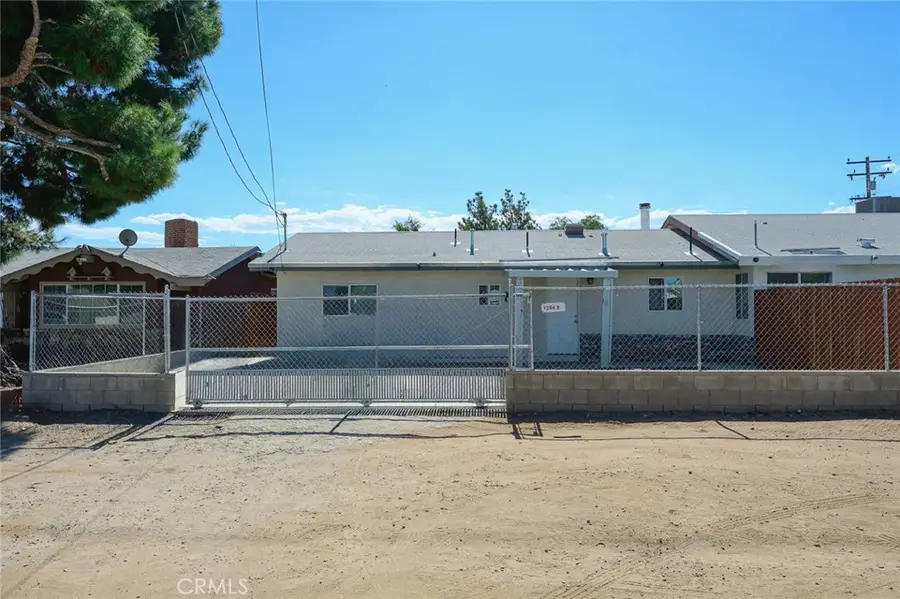 1204 E Avenue Q4, Palmdale, CA 93550 - #3