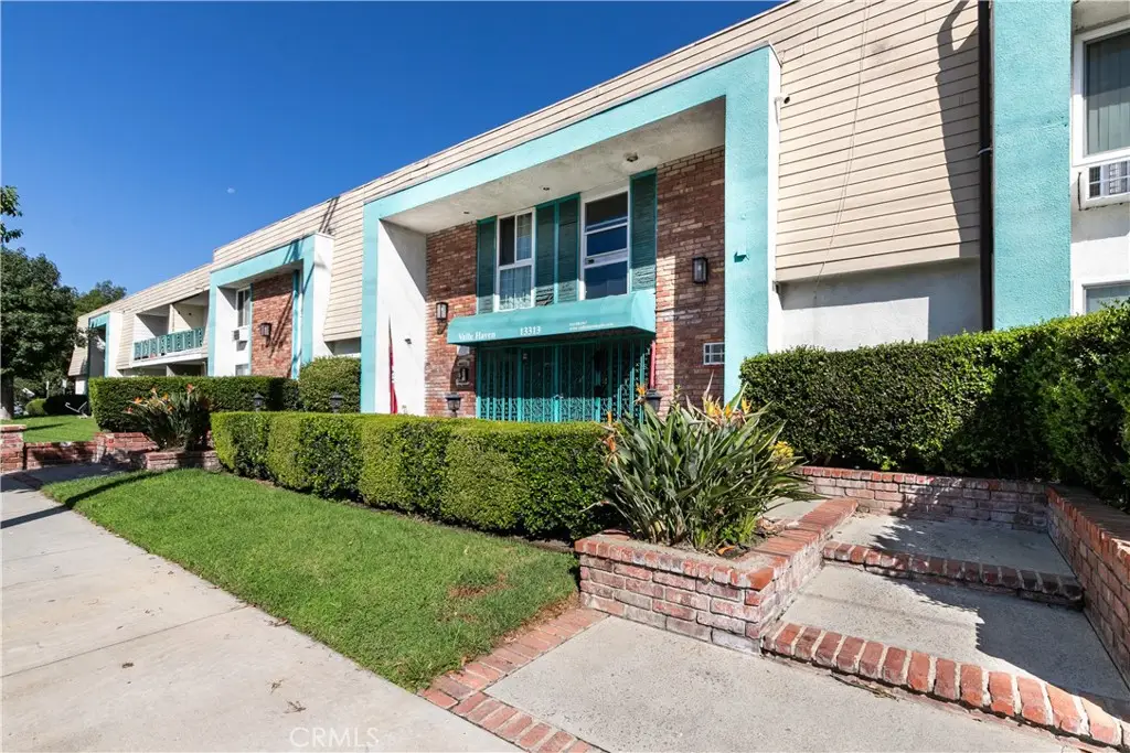 13313 Oxnard, Van Nuys, CA 91401 - #1
