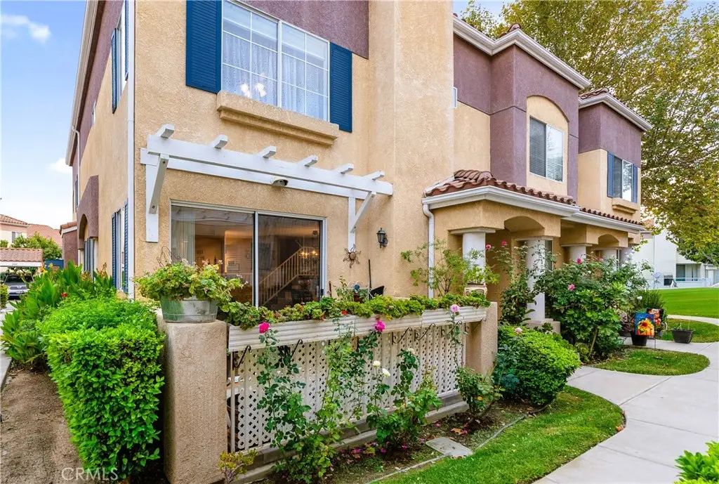 27010 Karns Court #61202, Canyon Country, CA 91387 - #1