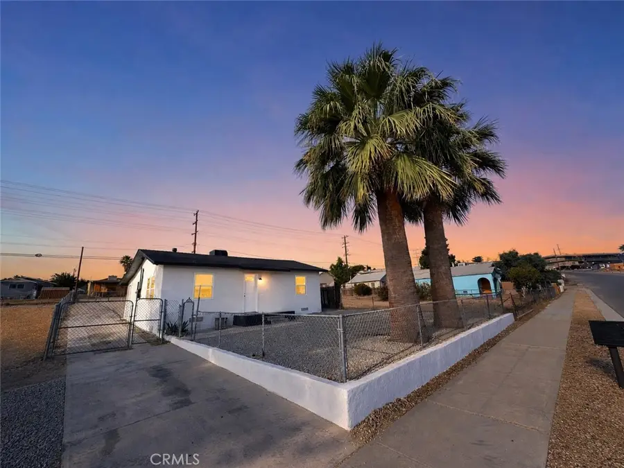 120 W Williams Street, Barstow, CA 92311 - #3