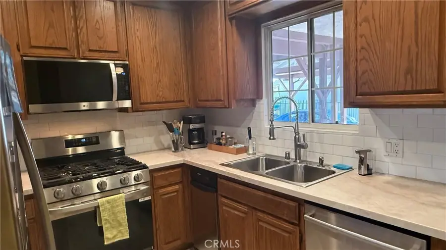 7051 Shoshone Avenue, Van Nuys, CA 91406 - #2