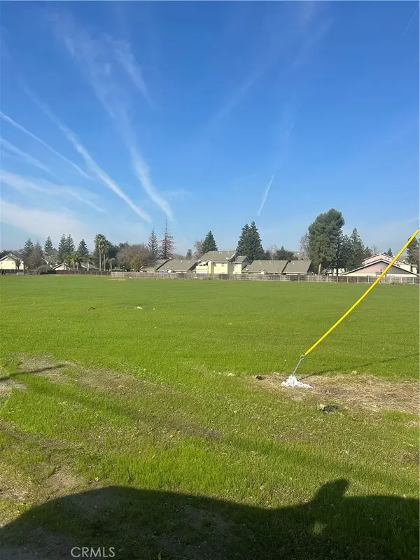 111 Henderson, Porterville, CA 93257