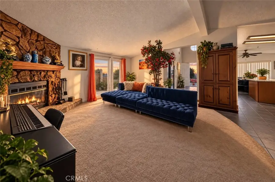 13691 Gavina Avenue #550, Sylmar, CA 91342 - #2