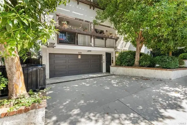 14207 Dickens, Sherman Oaks, CA 91423