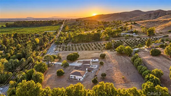 1177 E La Loma Avenue, Somis, CA 93066