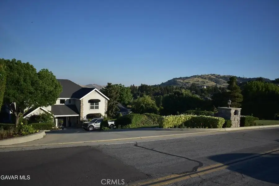 386 High Sierra Drive, Exeter, CA 93221 - #3