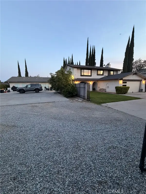 20054 Arminta, Canoga Park, CA 91306