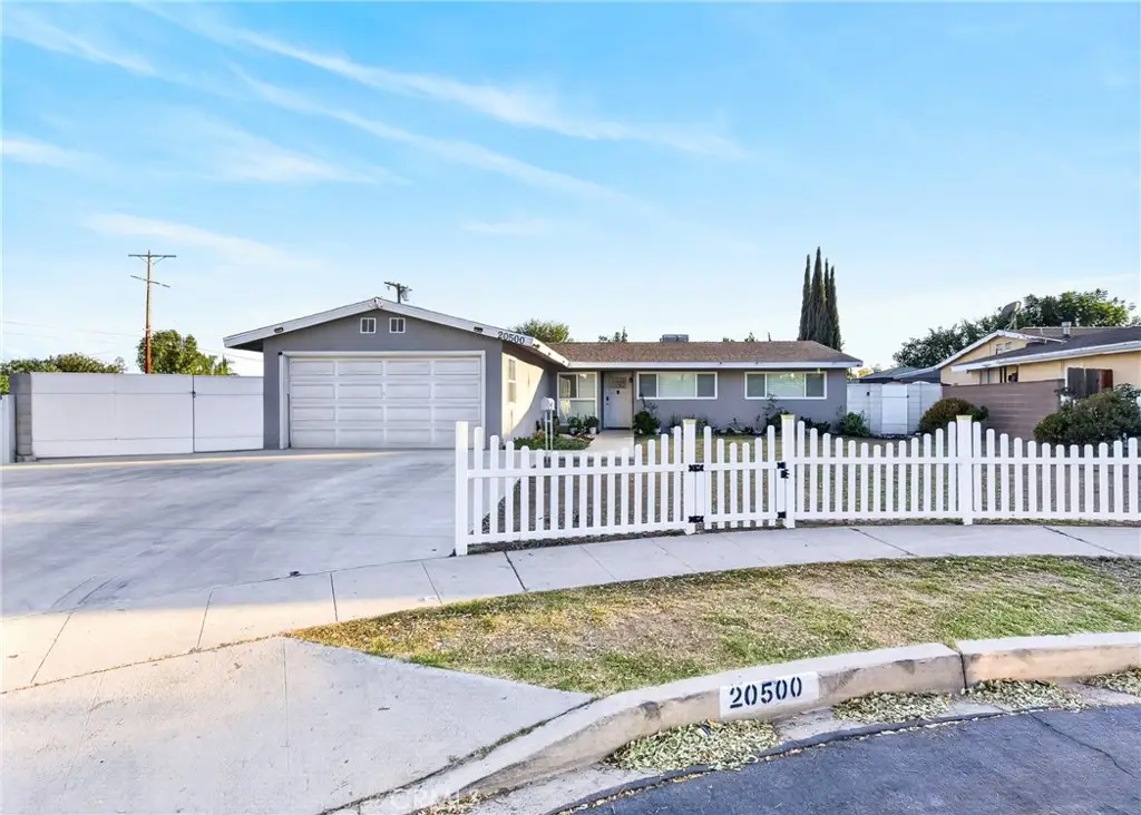 20500 Mandell, Winnetka, CA 91306 - #1