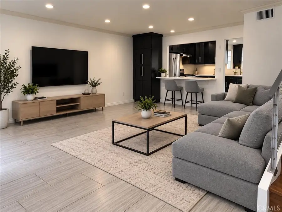 6511 Wystone Avenue #3, Reseda, CA 91335 - #3