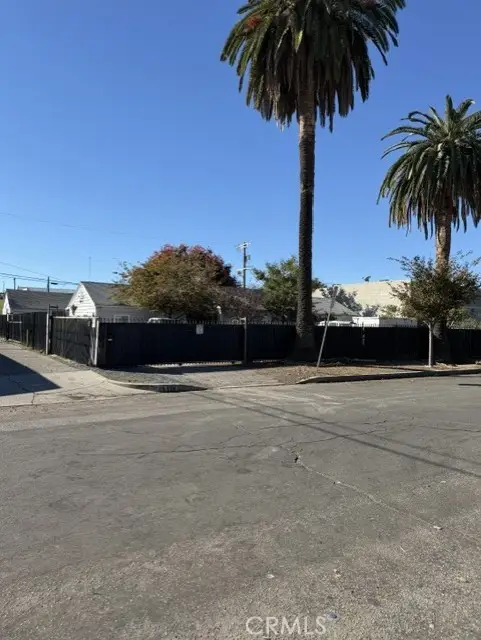 16122 Cantlay, Van Nuys, CA 91406