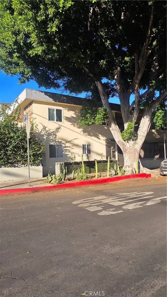6904 Radford #7, North Hollywood, CA 91605 - #2