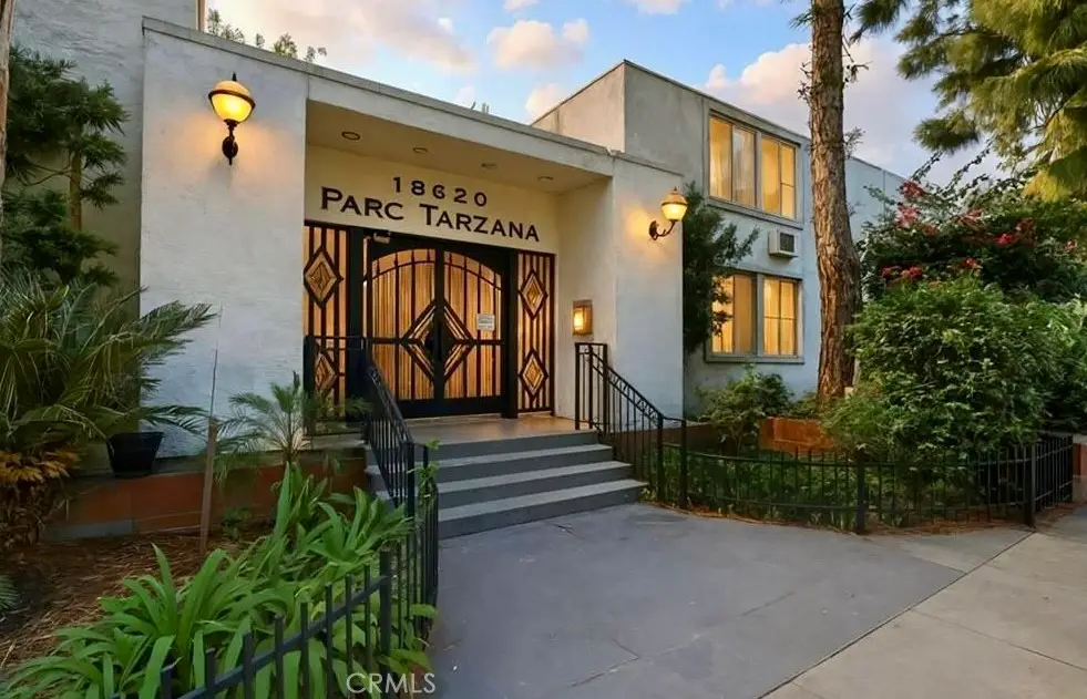 18620 Hatteras, Tarzana, CA 91356 - #1