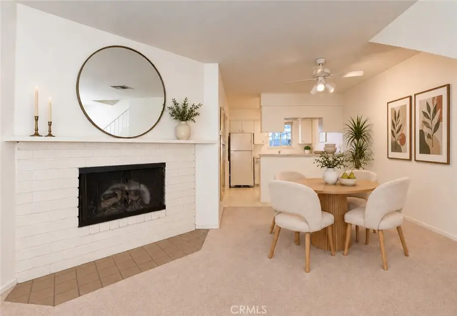 22113 Oxnard Street, Woodland Hills, CA 91367 - #2