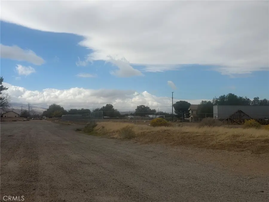 28 Avenue Q-6, Palmdale, CA 93550 - #2