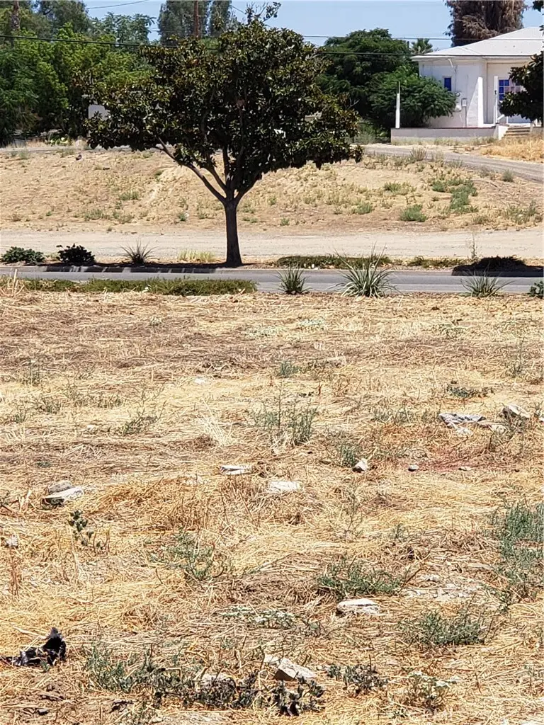 7 Main St, Lake Elsinore, CA 92530 - #3