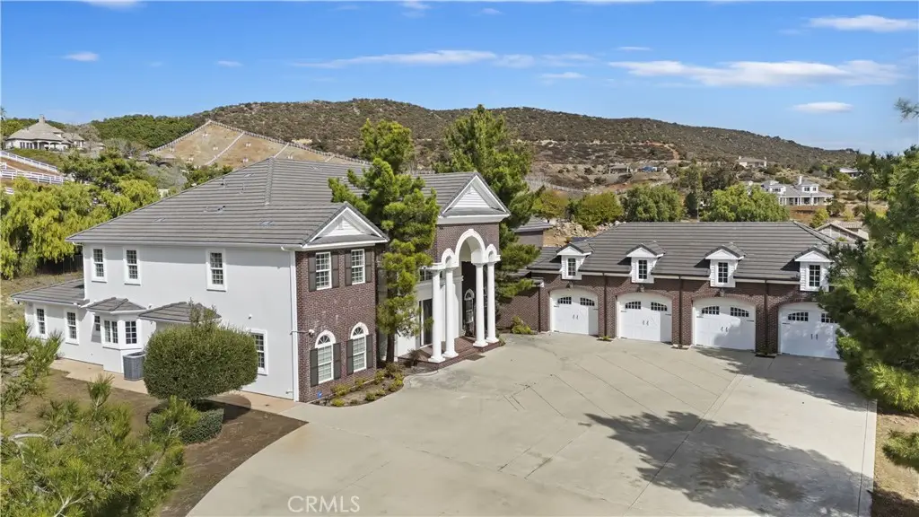38433 Via Huerta, Murrieta, CA 92562 - Image #1