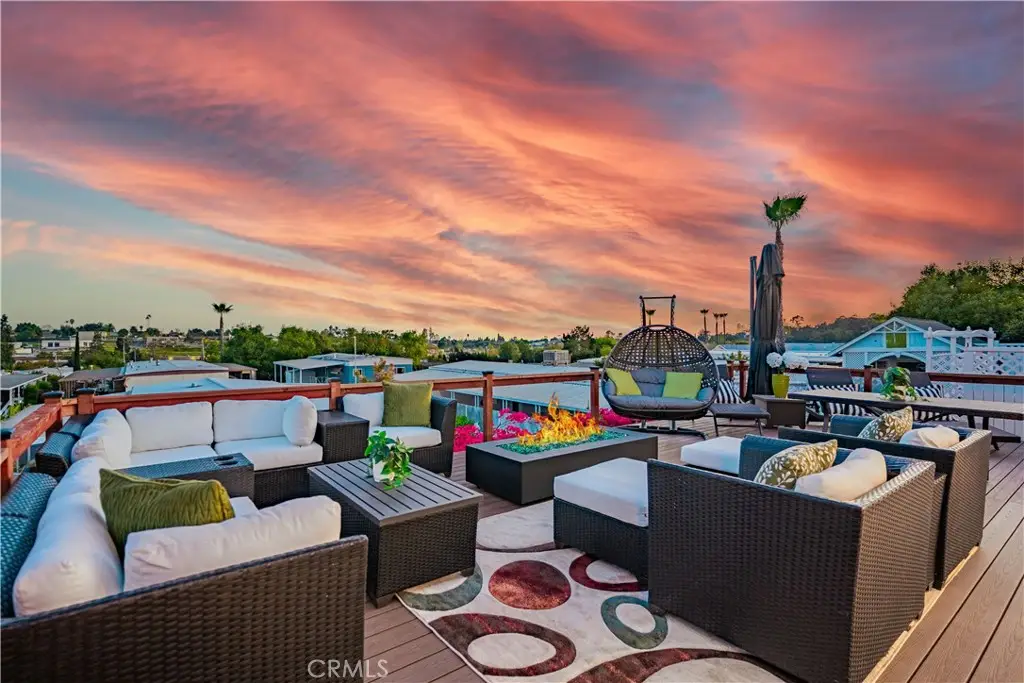 1120 E Mission Road #102, Fallbrook, CA 92028 - Image #1