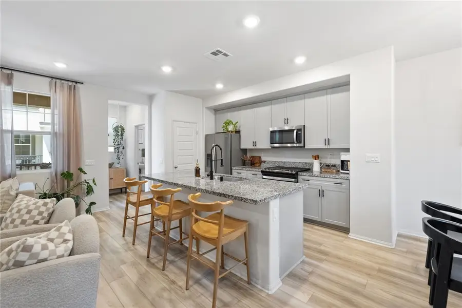 40545 Melrose Drive, Temecula, CA 92591 - Image #2