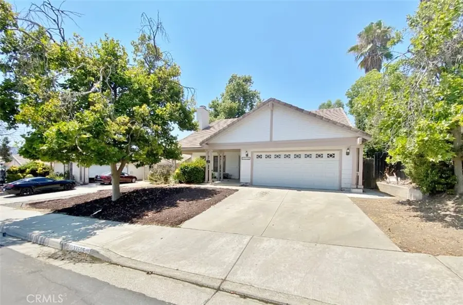 33605 Breckenridge Trail, Wildomar, CA 92595 - Image #2