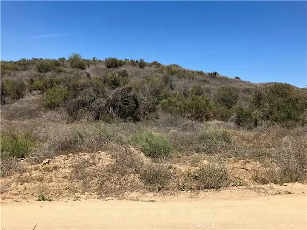 17 Yucca Street, Wildomar, CA 92584