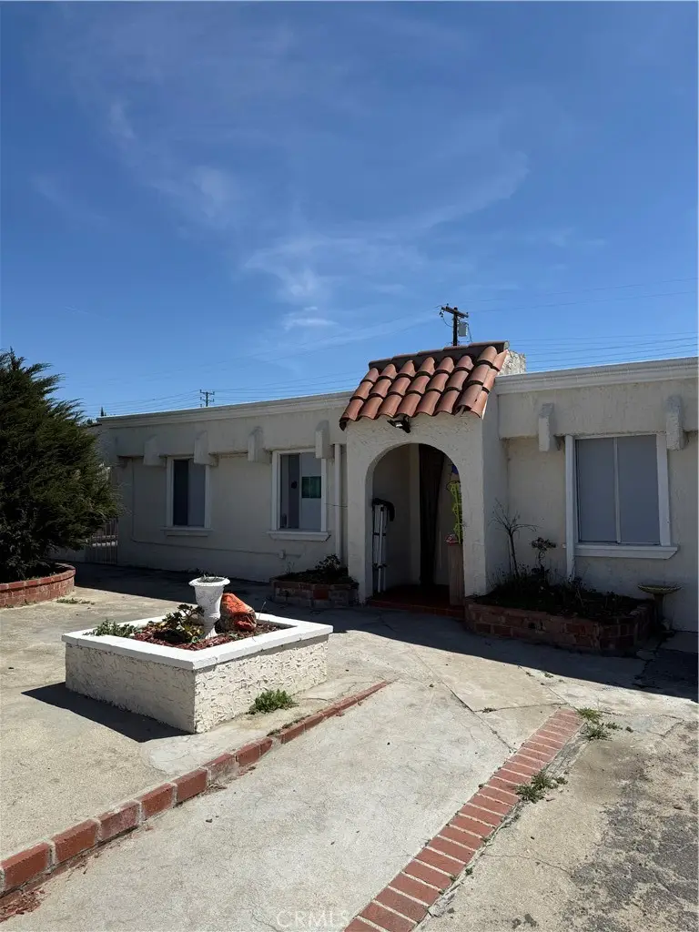 12406 Haley Street, Sun Valley, CA 91352 - Image #2