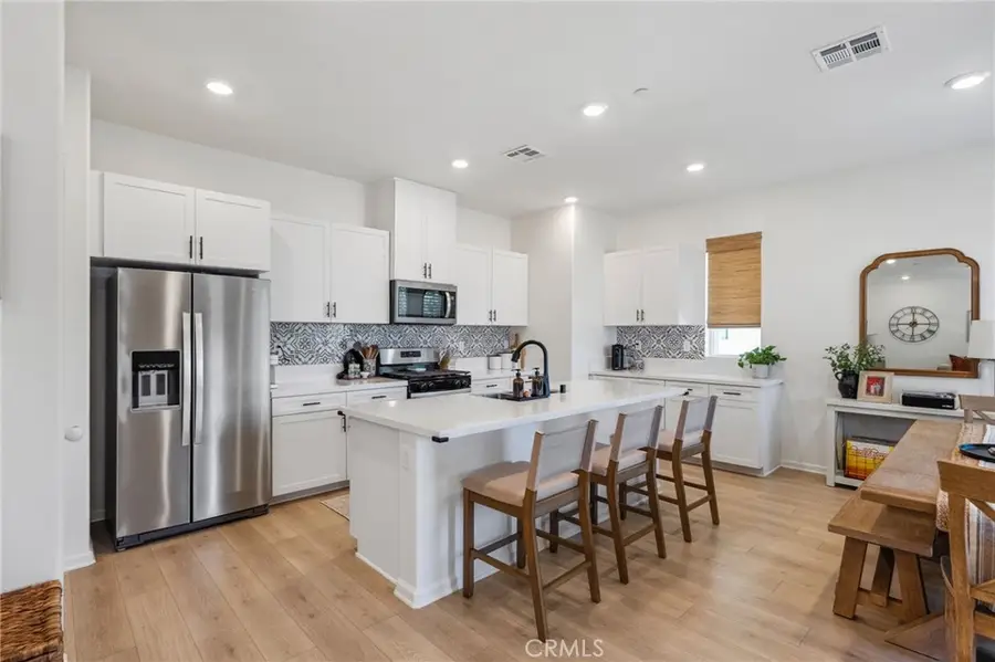 1060 Kendale Way, Vista, CA 92081 - Image #2